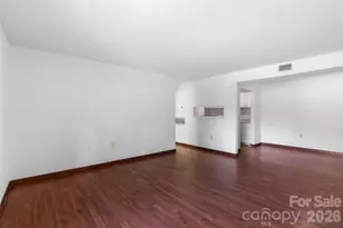 5016 Sardis Rd, Charlotte, NC 28270 - Photo 4