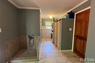 231 Davis Dr, Morganton, NC 28655 - Photo 18