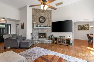 6230 Winds Ct, Clover, SC 29710 - Photo 6