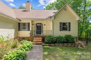 6230 Winds Ct, Clover, SC 29710 - Photo 2