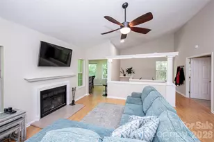 6500 Clavell Ln, Charlotte, NC 28210 - Photo 8
