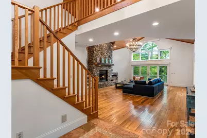 307 S Braeside Court, Asheville, NC 28803 - Photo 4