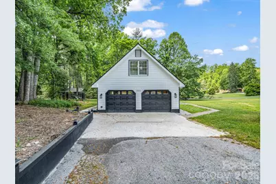 213 Raintree Drive, Hendersonville, NC 28791 - Photo 10