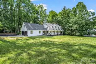 213 Raintree Dr, Hendersonville, NC 28791 - Photo 1