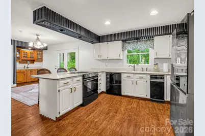 213 Raintree Drive, Hendersonville, NC 28791 - Photo 16