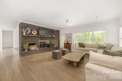 1800 Chestnut Lane, Matthews, NC 28104 - Photo 14