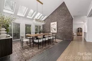 1800 Chestnut Ln, Matthews, NC 28104 - Photo 2
