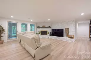 1800 Chestnut Ln, Matthews, NC 28104 - Photo 32