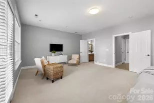 7810 Springs Village Ln, Charlotte, NC 28226 - Photo 36