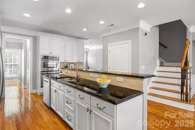 7810 Springs Village Lane, Charlotte, NC 28226 - Photo 10