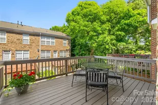 7810 Springs Village Ln, Charlotte, NC 28226 - Photo 20