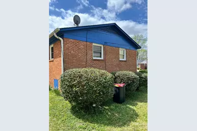 2404 Larkspur Drive, Greensboro, NC 27405 - Photo 2