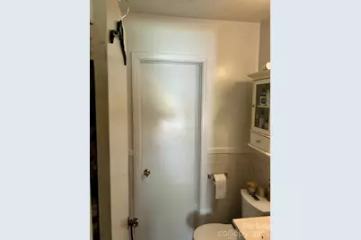 2404 Larkspur Drive, Greensboro, NC 27405 - Photo 20