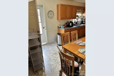 2404 Larkspur Drive, Greensboro, NC 27405 - Photo 16