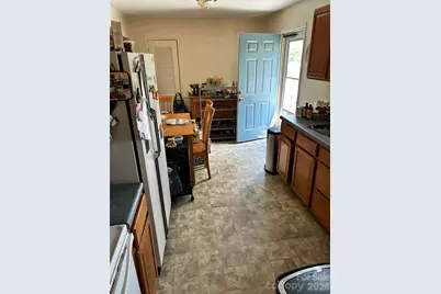 2404 Larkspur Drive, Greensboro, NC 27405 - Photo 10
