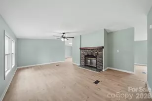 2295 Amy Ct, Lenoir, NC 28645 - Photo 4