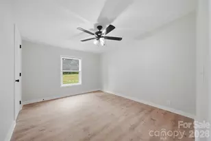 2295 Amy Ct, Lenoir, NC 28645 - Photo 20