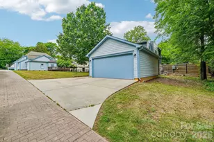 611 E 37th St, Charlotte, NC 28205 - Photo 30