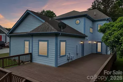 611 E 37th Street, Charlotte, NC 28205 - Photo 32