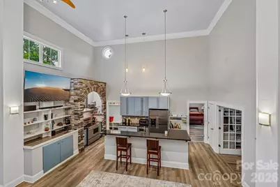 611 E 37th Street, Charlotte, NC 28205 - Photo 6