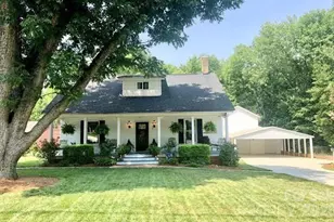 201 Main St, Matthews, NC 28105 - Photo 1