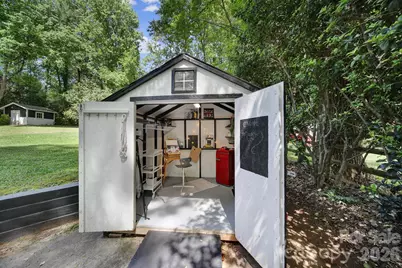 6418 Teague Lane, Charlotte, NC 28215 - Photo 30