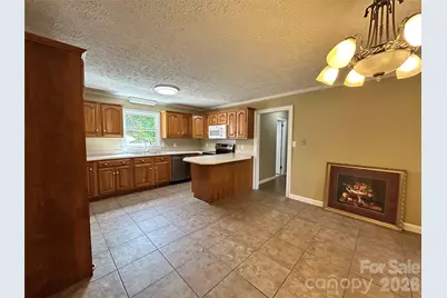1162 Broadway Street #1162 Broadway St, Claremont, NC 28610 - Photo 6