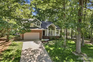 3025 Abingdon Ave, Monroe, NC 28110 - Photo 2