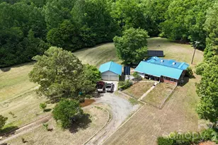 781 Rock Rd, Rutherfordton, NC 28139 - Photo 2