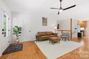 302 Rich Mountain Rd, Flat Rock, NC 28731 - Photo 14