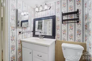 4754 Hedgemore Dr, Charlotte, NC 28209 - Photo 28