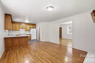 225 Middleton Ave, Matthews, NC 28104 - Photo 10
