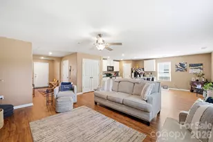 215 Belcaro Dr, Kings Mountain, NC 28086 - Photo 10