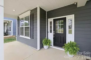 8123 Cornhill Ave, Charlotte, NC 28277 - Photo 2