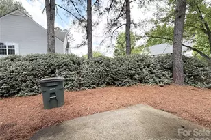 10206 University Park Ln, Charlotte, NC 28213 - Photo 30