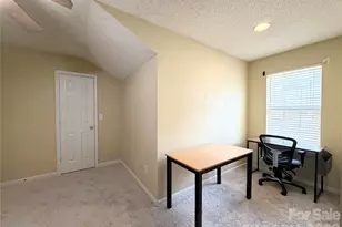 10206 University Park Ln, Charlotte, NC 28213 - Photo 28