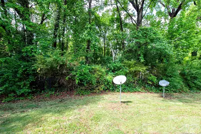 6137 Windsor Gate Lane, Charlotte, NC 28215 - Photo 20