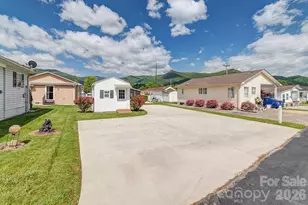 158 Summer Pl Dr, Waynesville, NC 28785 - Photo 1