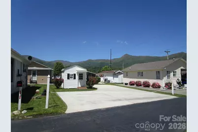 158 Summer Place Drive, Waynesville, NC 28785 - Photo 2