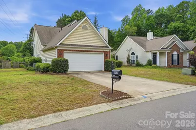 6914 Weirton Place, Charlotte, NC 28226 - Photo 2