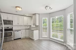 6914 Weirton Pl, Charlotte, NC 28226 - Photo 10