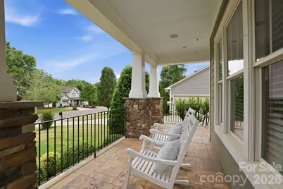 1077 Wessington Manor Lane, Fort Mill, SC 29715 - Photo 2
