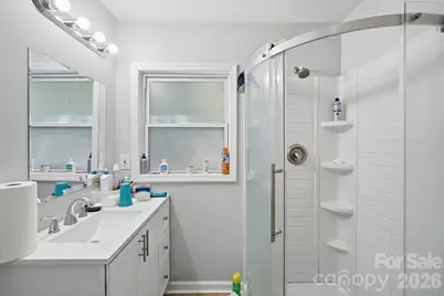 1018 W 5th Avenue, Gastonia, NC 28052 - Photo 12
