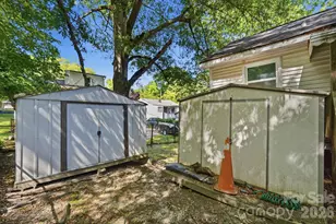 1018 W 5th Ave, Gastonia, NC 28052 - Photo 24