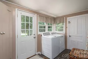 306 W Old Post Rd, Cherryville, NC 28021 - Photo 16