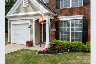 2002 Chinabrook Court, Charlotte, NC 28270 - Photo 2