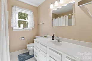 4710 Benridge Ln, Charlotte, NC 28226 - Photo 12