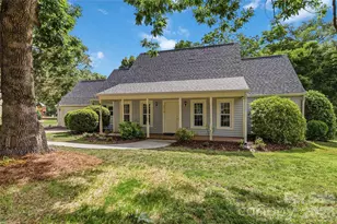 4710 Benridge Ln, Charlotte, NC 28226 - Photo 1