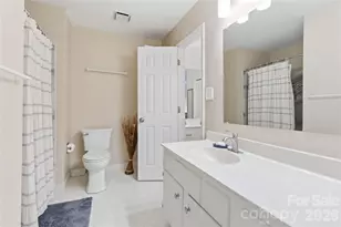 4710 Benridge Ln, Charlotte, NC 28226 - Photo 10