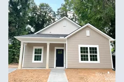 817 W Davidson Avenue, Gastonia, NC 28052 - Photo 1
